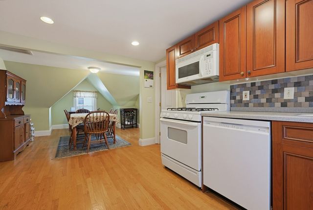 42 Cedar St 3, Somerville, MA 02143