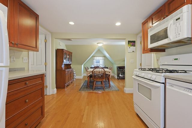 42 Cedar St 3, Somerville, MA 02143
