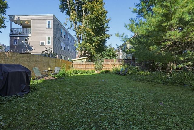 42 Cedar St 3, Somerville, MA 02143