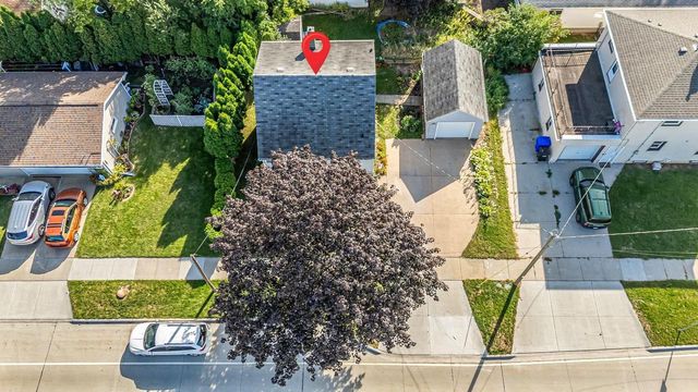 902 N LINWOOD AVENUE, Appleton, WI 54914
