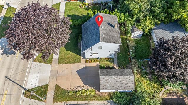 902 N LINWOOD AVENUE, Appleton, WI 54914