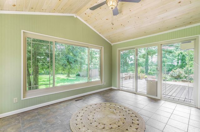 2267 Cherry Lane, Evansville, IN 47725