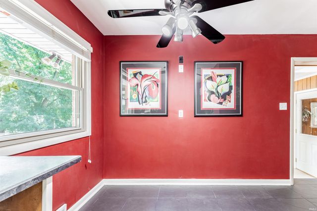 2267 Cherry Lane, Evansville, IN 47725