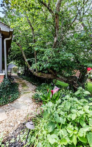 2267 Cherry Lane, Evansville, IN 47725
