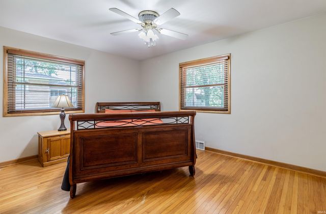 2267 Cherry Lane, Evansville, IN 47725
