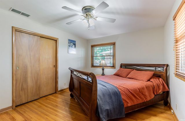 2267 Cherry Lane, Evansville, IN 47725