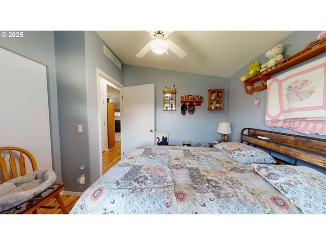 2753 MAIA Loop, Springfield, OR 97477