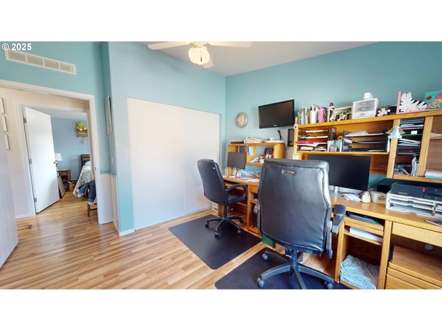 2753 MAIA Loop, Springfield, OR 97477