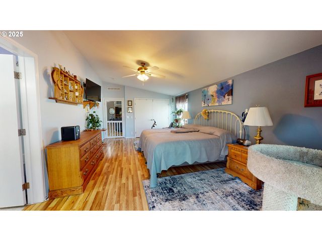 2753 MAIA Loop, Springfield, OR 97477