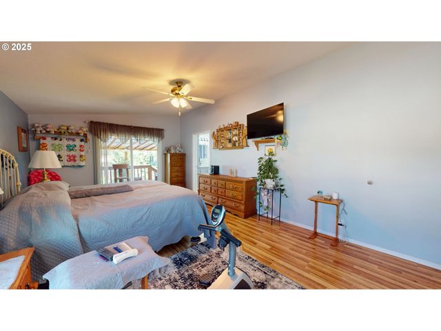 2753 MAIA Loop, Springfield, OR 97477