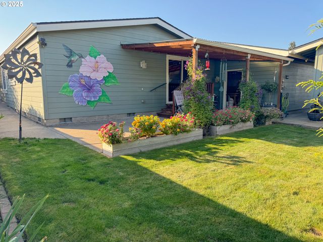 2753 MAIA Loop, Springfield, OR 97477