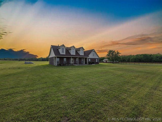 14632 S 326th East Avenue, Coweta, OK 74429