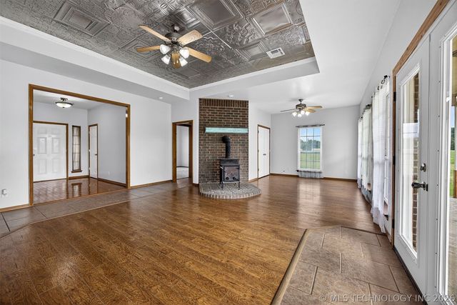 14632 S 326th East Avenue, Coweta, OK 74429