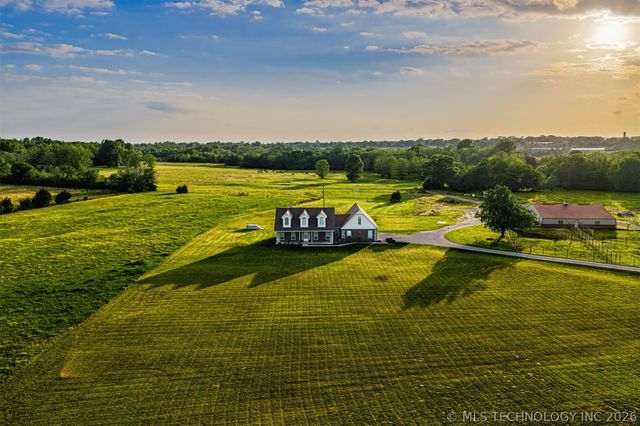 14632 S 326th East Avenue, Coweta, OK 74429