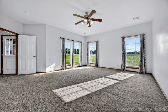 14632 S 326th East Avenue, Coweta, OK 74429
