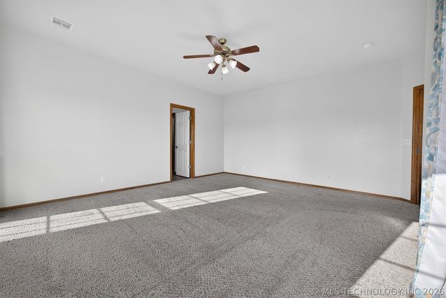 14632 S 326th East Avenue, Coweta, OK 74429