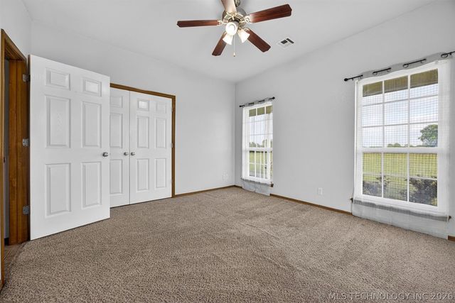14632 S 326th East Avenue, Coweta, OK 74429