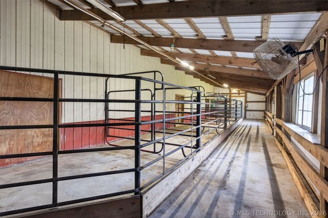 14632 S 326th East Avenue, Coweta, OK 74429