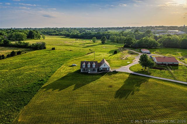 14632 S 326th East Avenue, Coweta, OK 74429