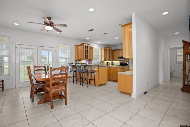 2421 W FM 1280, Lovelady, TX 75851