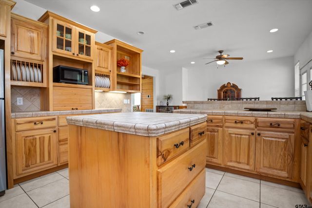 2421 W FM 1280, Lovelady, TX 75851