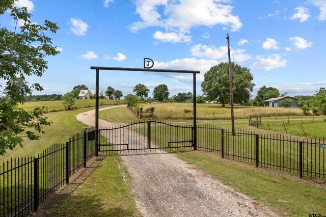 2421 W FM 1280, Lovelady, TX 75851