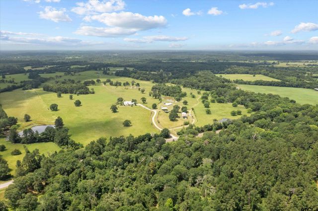 2421 W FM 1280, Lovelady, TX 75851