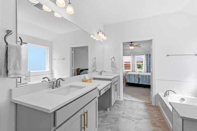 11140 Boyne Avenue, Fort Worth, TX 76052