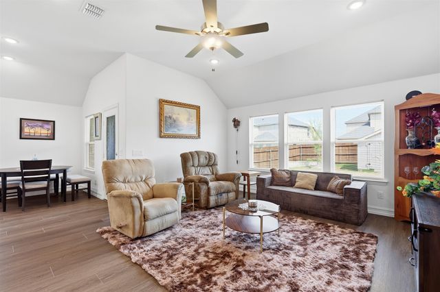 11140 Boyne Avenue, Fort Worth, TX 76052