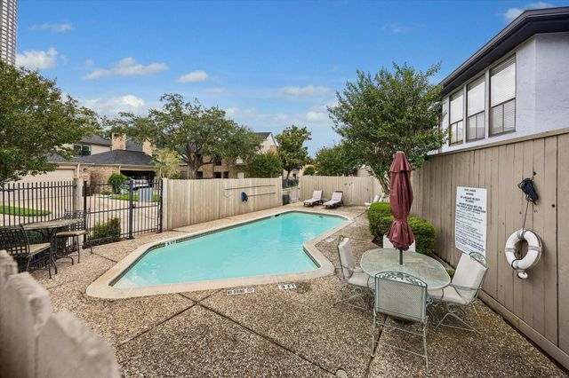 1908 Augusta Drive 3, Houston, TX 77057