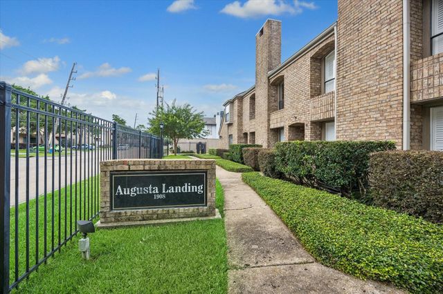1908 Augusta Drive 3, Houston, TX 77057