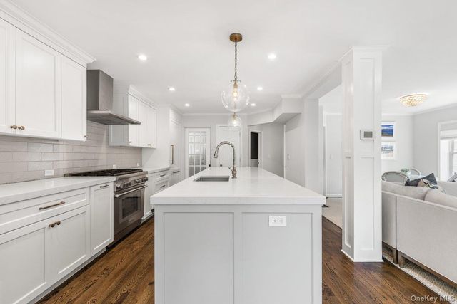 34 Davis Avenue, Rye, NY 10580