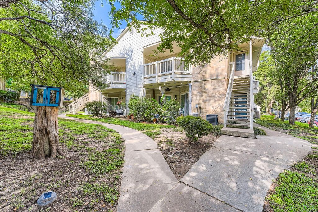 2450 Wickersham LN 712, Austin, TX 78741