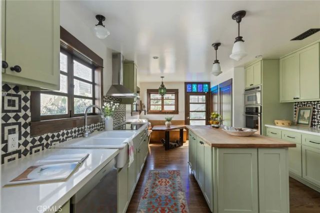 3138 Glenmanor Place, Los Angeles, CA 90039