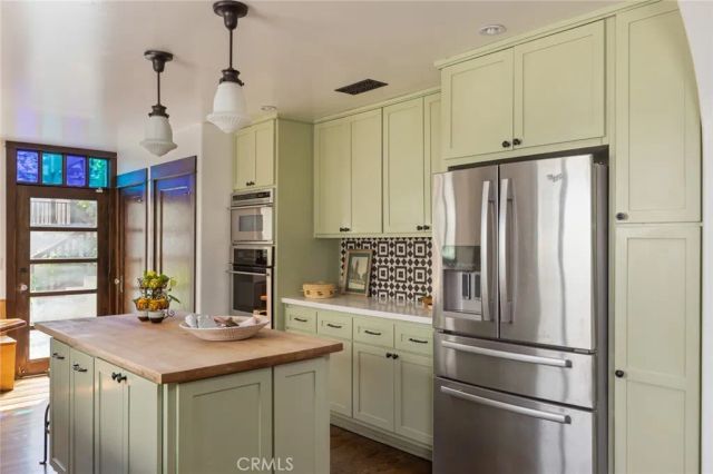 3138 Glenmanor Place, Los Angeles, CA 90039