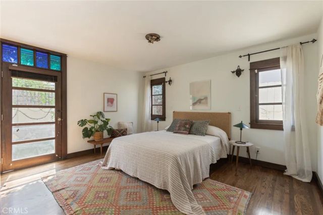 3138 Glenmanor Place, Los Angeles, CA 90039