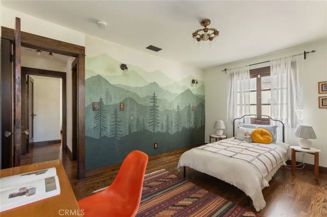 3138 Glenmanor Place, Los Angeles, CA 90039