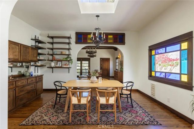 3138 Glenmanor Place, Los Angeles, CA 90039