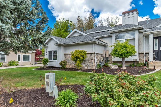 1105 N BROOK CIR, Kaysville, UT 84037