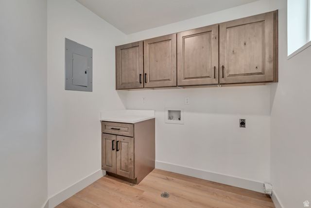 1105 N BROOK CIR, Kaysville, UT 84037
