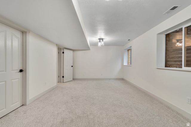 1105 N BROOK CIR, Kaysville, UT 84037