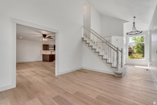 1105 N BROOK CIR, Kaysville, UT 84037