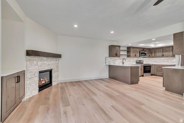 1105 N BROOK CIR, Kaysville, UT 84037