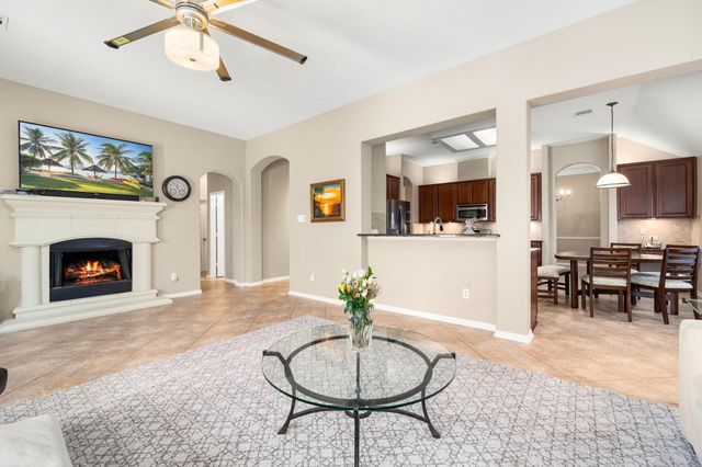 321 Holly Branch Lane, Kemah, TX 77565