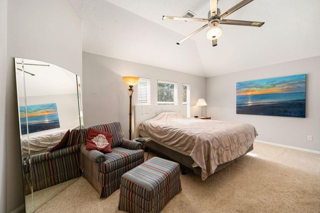 321 Holly Branch Lane, Kemah, TX 77565