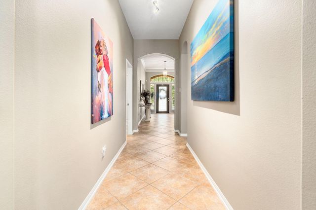 321 Holly Branch Lane, Kemah, TX 77565