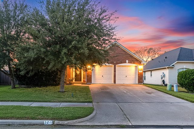 321 Holly Branch Lane, Kemah, TX 77565