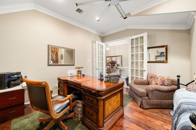 321 Holly Branch Lane, Kemah, TX 77565