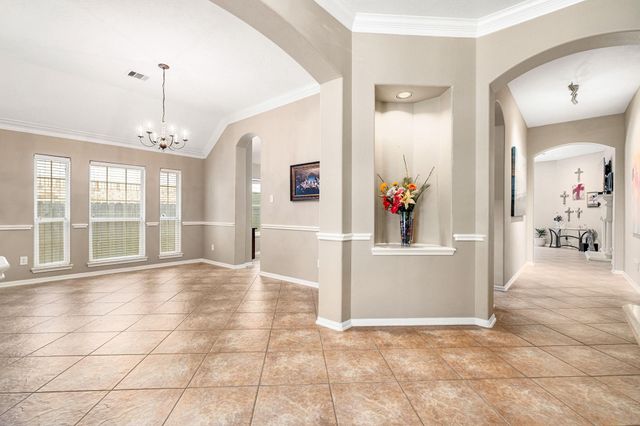 321 Holly Branch Lane, Kemah, TX 77565