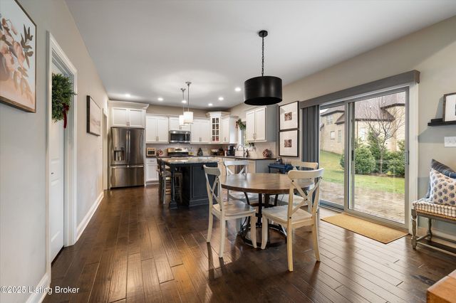 5203 Rock Ridge Dr, Louisville, KY 40241